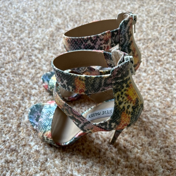 STEVE MADDEN WOMENS Snakeskin Style Stilletto heels SZ 7 - Picture 2 of 5